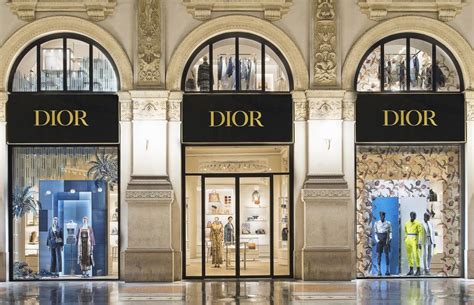 dior boutiqu milan|dior milano italy.